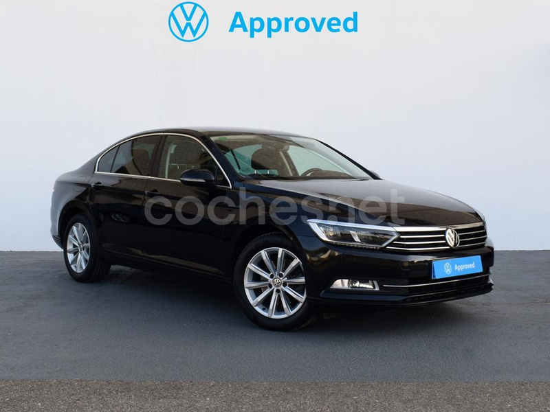 VOLKSWAGEN Passat Advance 2.0 TDI 110kW 150CV 4p.