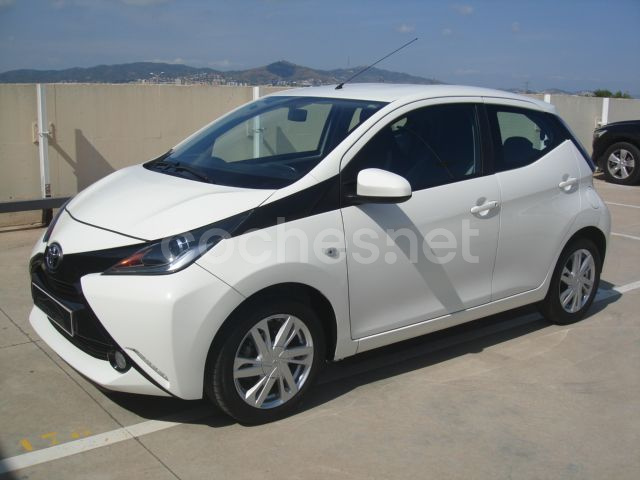 TOYOTA Aygo 1.0 70 xplay