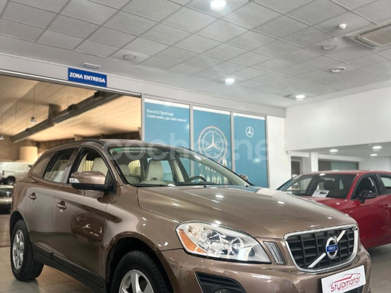 VOLVO XC60 2.4D Summum 5p.