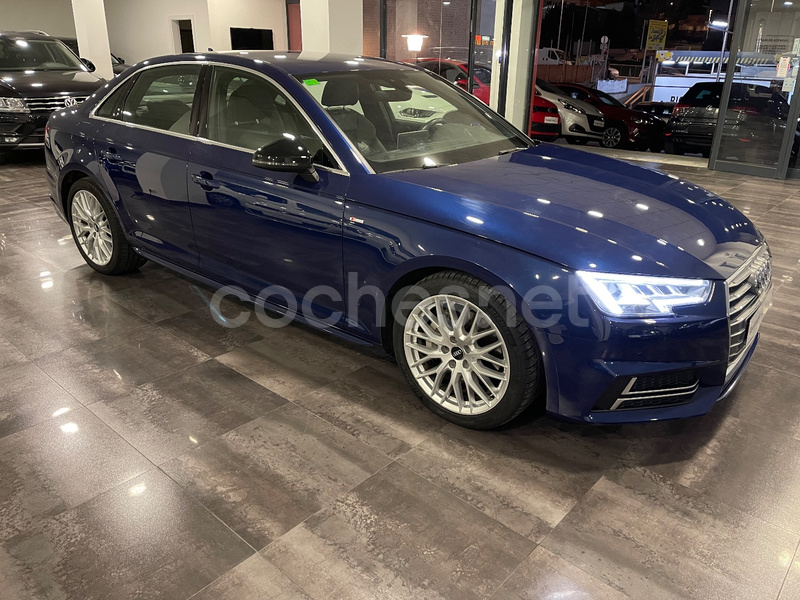 AUDI A4 2.0 TDI S tronic