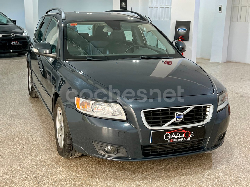 VOLVO V50 1.6D Momentum 5p.