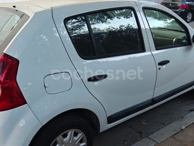 DACIA Sandero Ambiance dCi 75cv E5 5p.