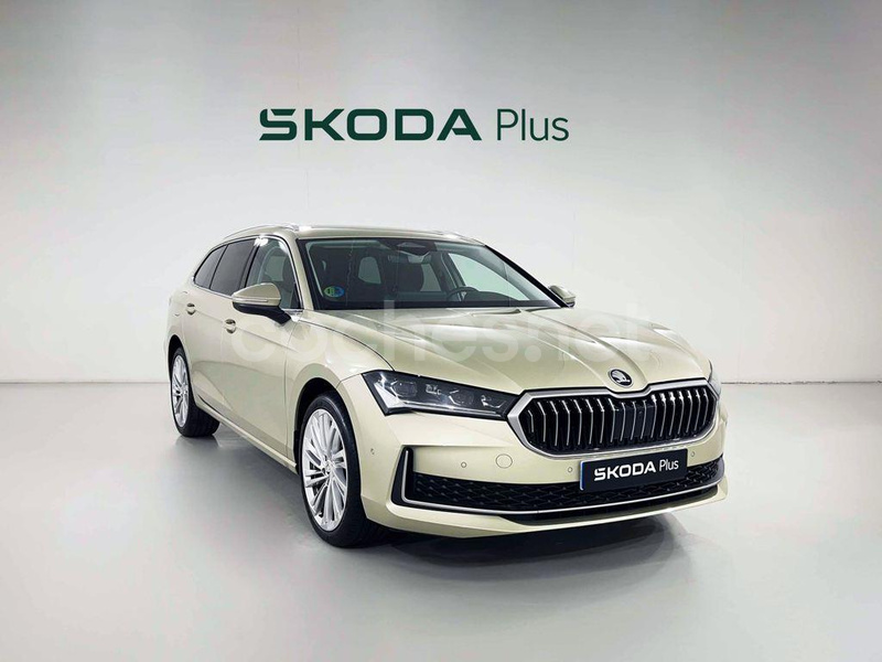 SKODA Superb Combi 1.5 TSI mHEV 110kW DSG Selection 5p.