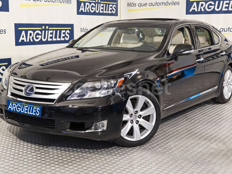 LEXUS LS 600h Corto President