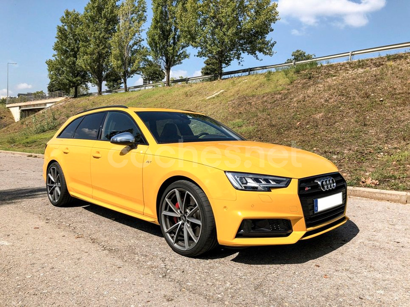 AUDI S4 Avant 3.0 TFSI quattro tiptronic 5p.