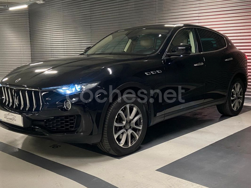 MASERATI Levante V6 275 HP D AWD