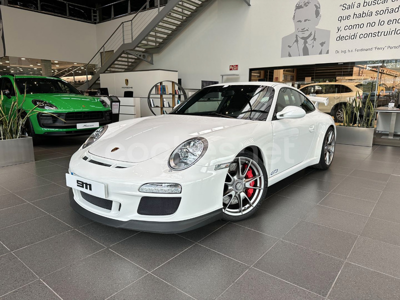 PORSCHE 911 GT3 A.M.09