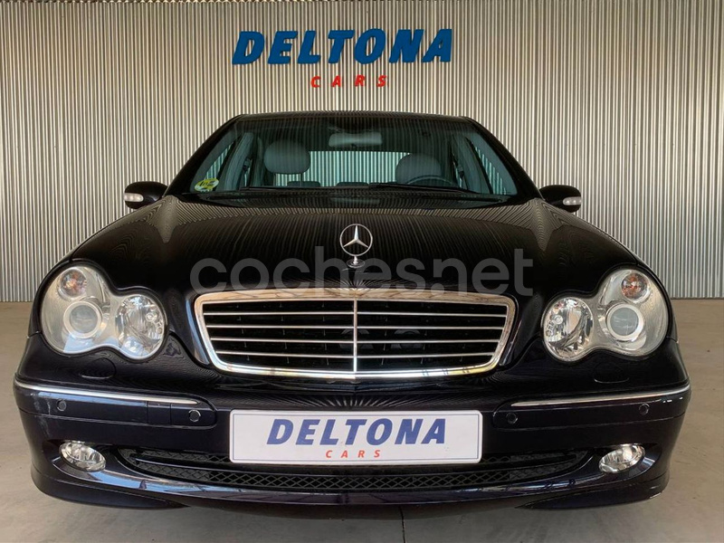 MERCEDES-BENZ Clase C C 320 4MATIC AVANTGARDE AUTO 5p.