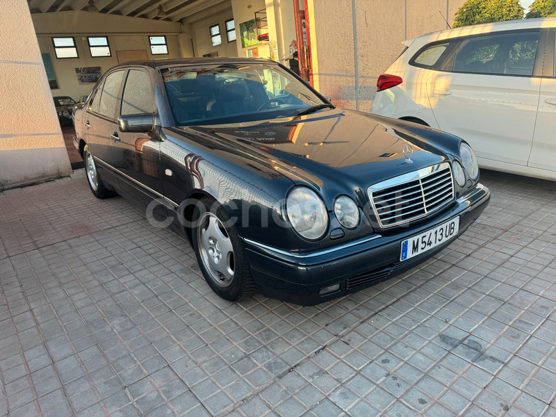 MERCEDES-BENZ Clase E E 320 AVANTGARDE