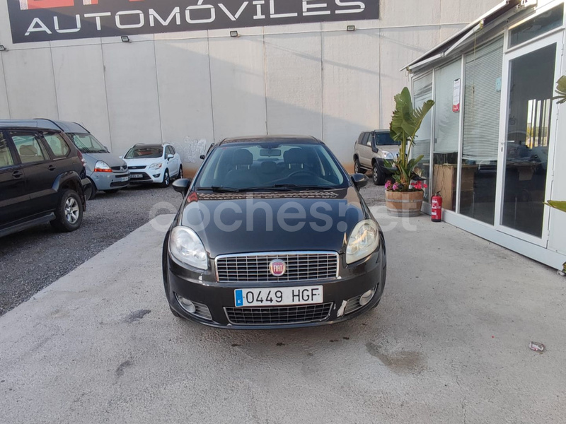 FIAT Linea 1.4 16v 77cv Dynamic Gasolina Fire E5 4p.