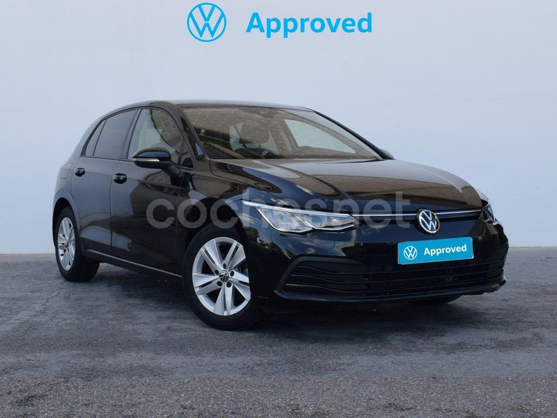 VOLKSWAGEN Golf Life 1.0 eTSI 81kW 110CV DSG 5p.