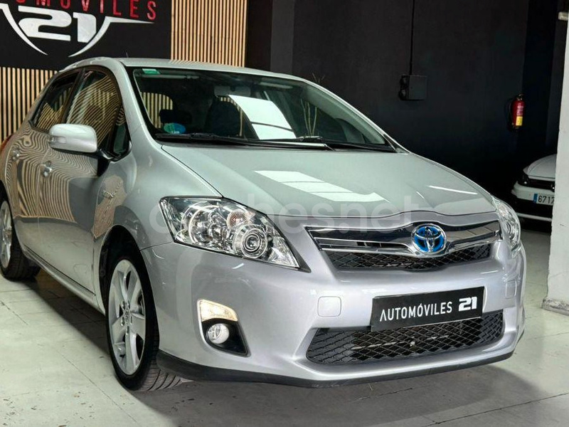 TOYOTA Auris 1.8 Hibrido Advance