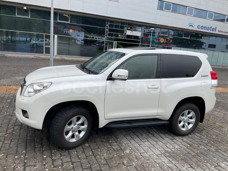 TOYOTA Land Cruiser 3.0 D4D VX AUTO