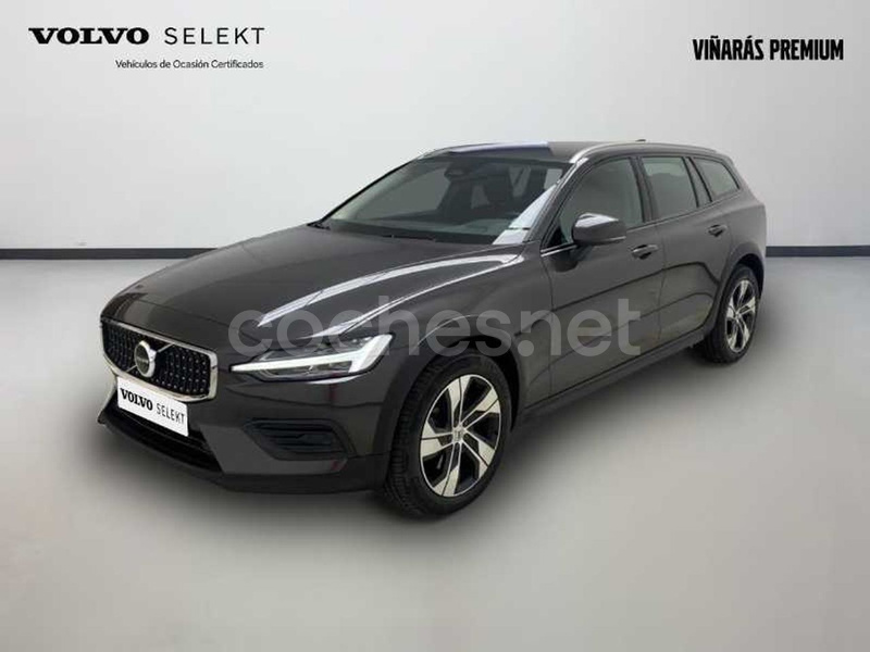 VOLVO V60 Cross Country 2.0 B4 D AWD Cross Country Core Auto