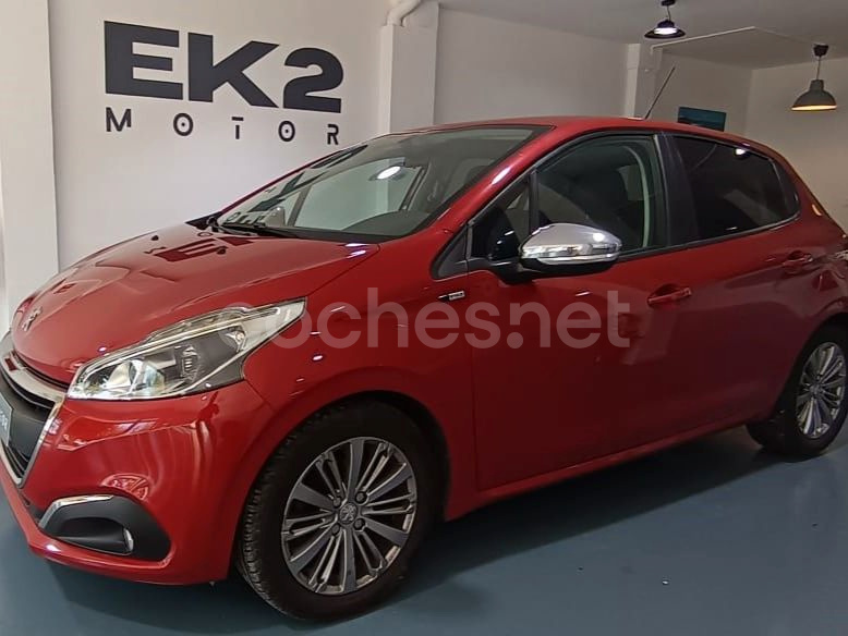 PEUGEOT 208 5P STYLE 1.2L PureTech 82 5p.