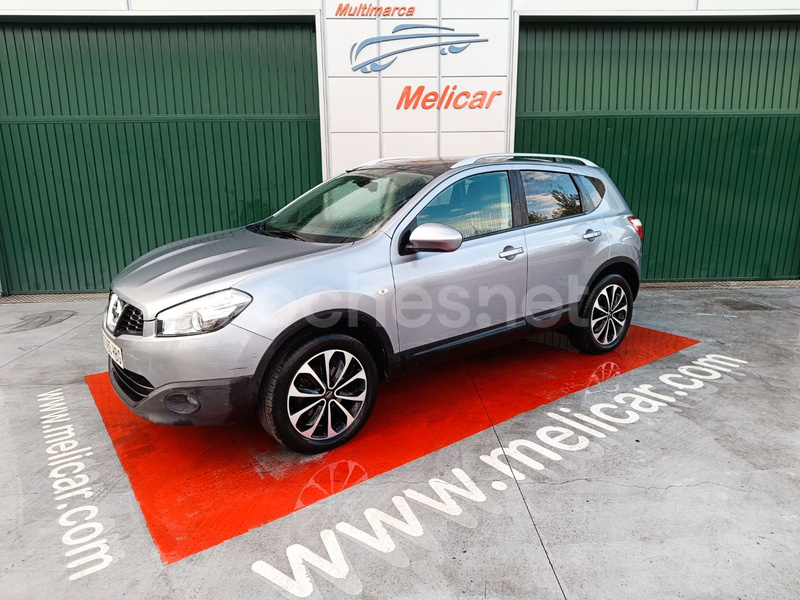 NISSAN QASHQAI 2.0 TEKNA PREMIUM 4x4 CVT 17 Piel 5p.