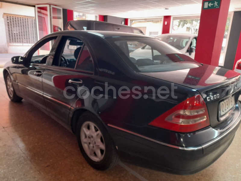 MERCEDES-BENZ Clase C C 200 CDI ELEGANCE 4p.