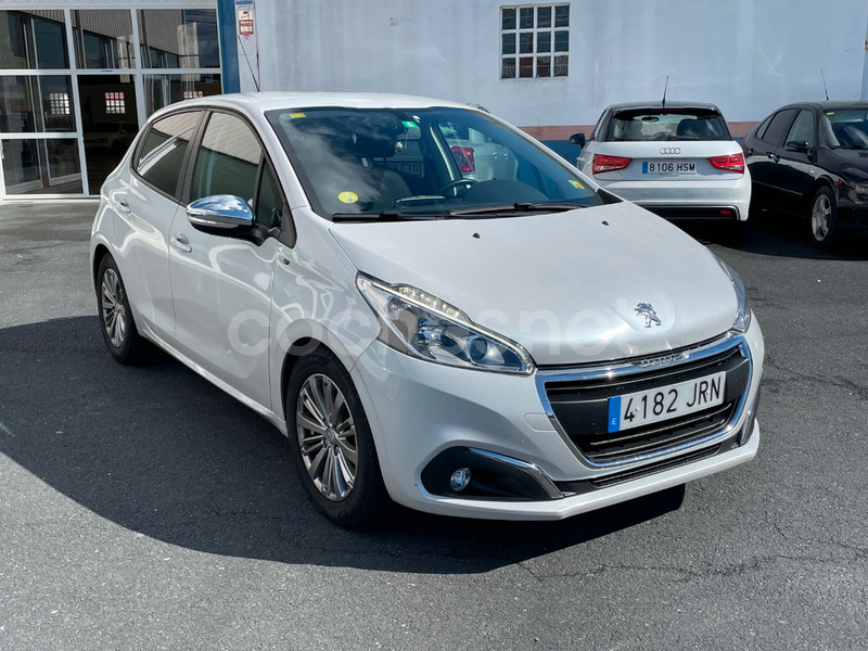 PEUGEOT 208 5P STYLE 1.6 BlueHDi 73KW 100CV 5p.