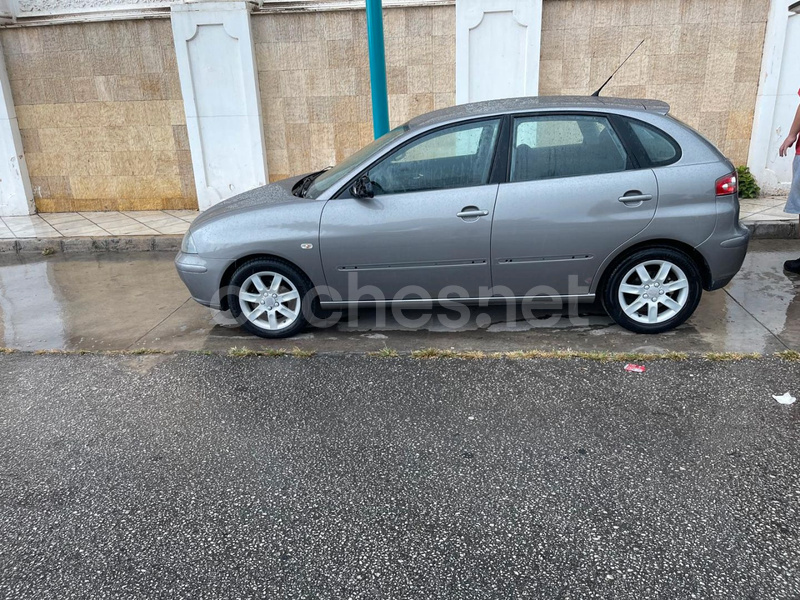 SEAT Ibiza 1.4 16V 75 CV SIGNA 5p.