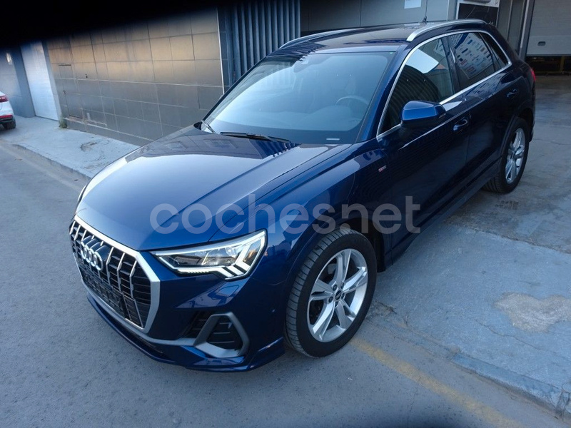 AUDI Q3 35 TDI S tronic