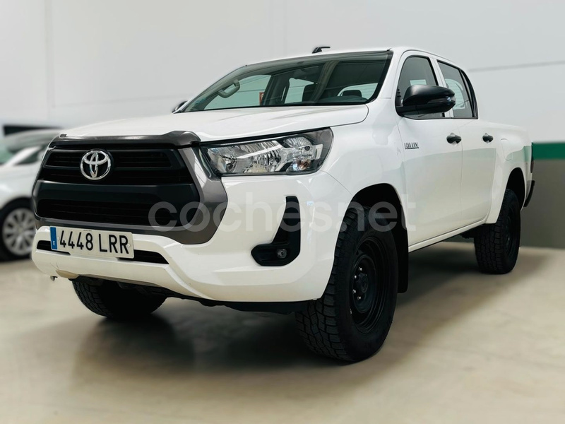 TOYOTA Hilux 2.4 D4D Cabina Doble GX 4p.