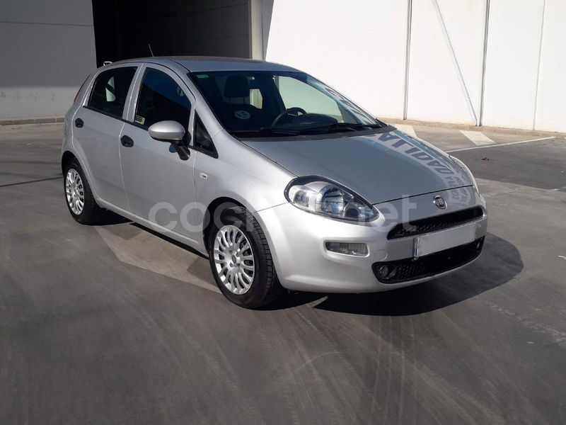 FIAT Punto 1.4 8v Easy 77 CV Gasolina SS EU6 5p.