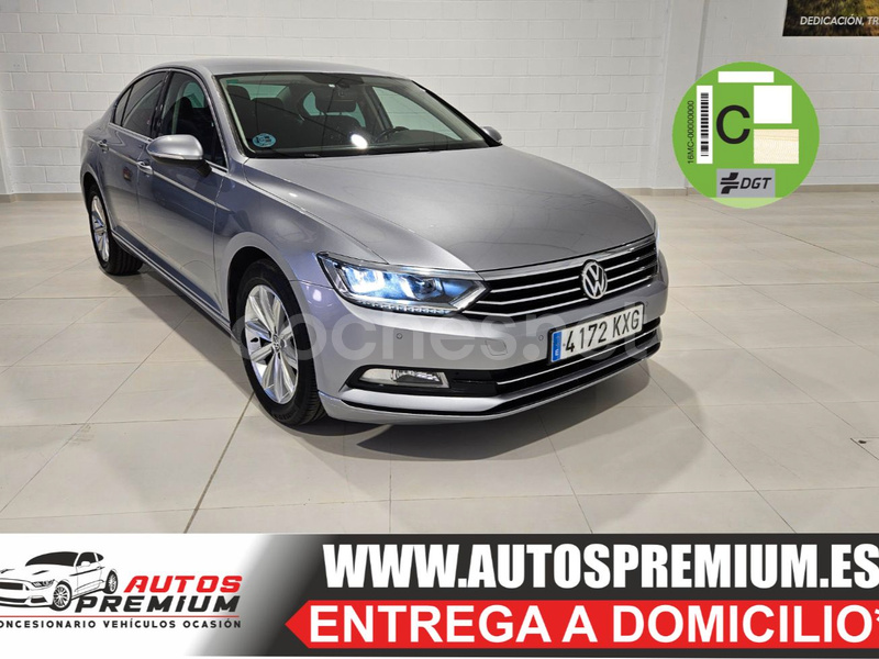 VOLKSWAGEN Passat Advance 2.0 TDI 110kW 150CV DSG 4p.