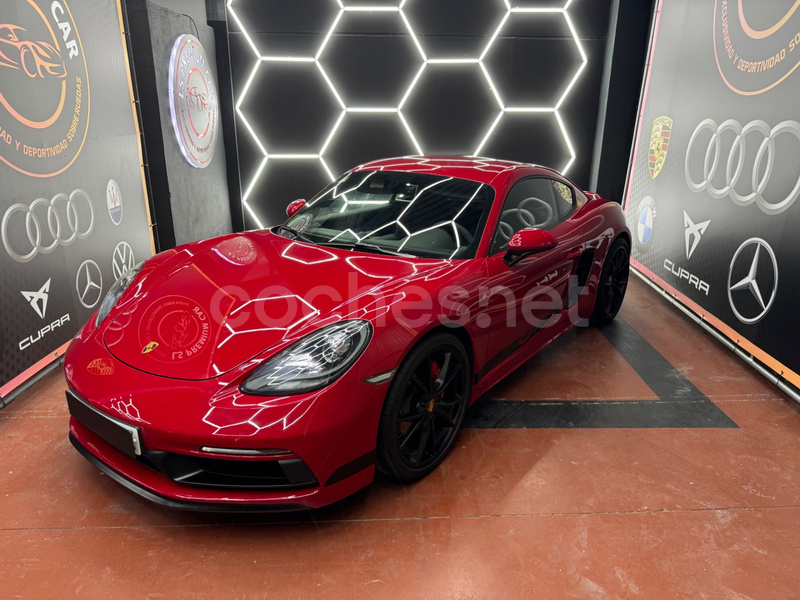 PORSCHE 718 Cayman GTS