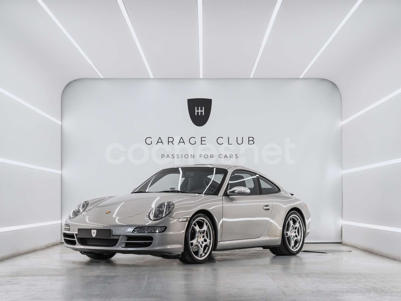 PORSCHE 911 Carrera Coupe 997