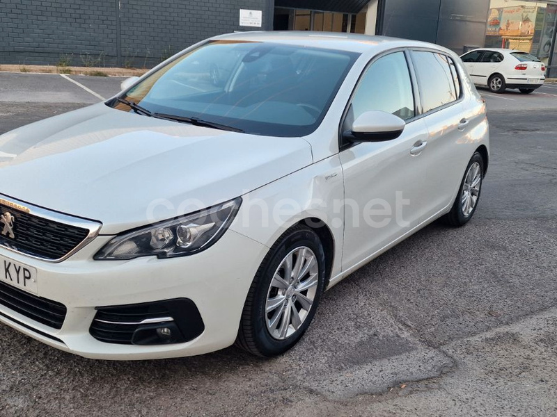 PEUGEOT 308 5p Style 1.2 PureTech 96KW 130CV 5p.