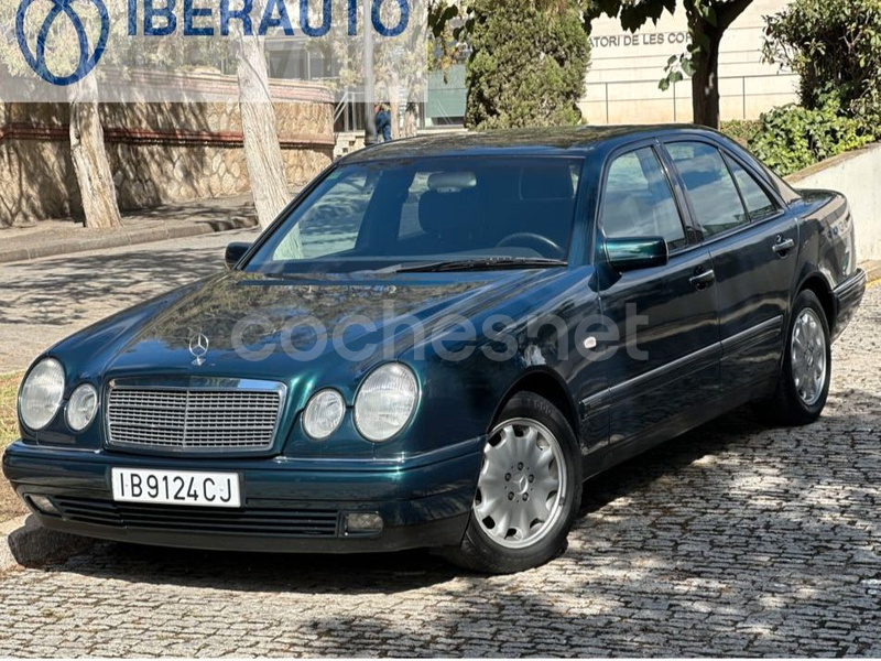 MERCEDES-BENZ Clase E E 320 ELEGANCE 4p.