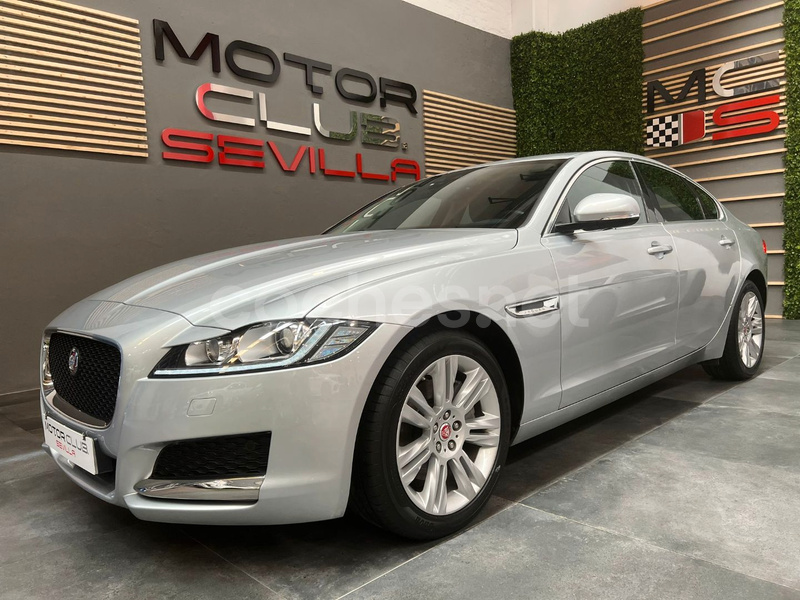 JAGUAR XF 2.0D I4 132kW 180CV Prestige Auto 4p.