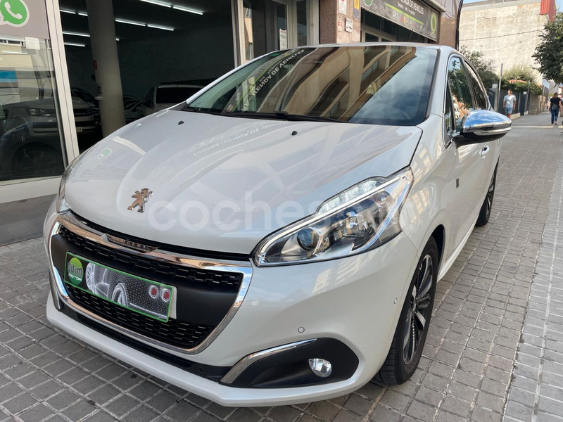 PEUGEOT 208 5P Tech Edition BlueHDi 73KW 100CV 5p.