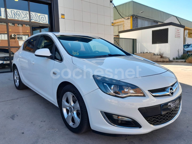 OPEL Astra 2.0 CDTi SS 165 CV Selective 5p.