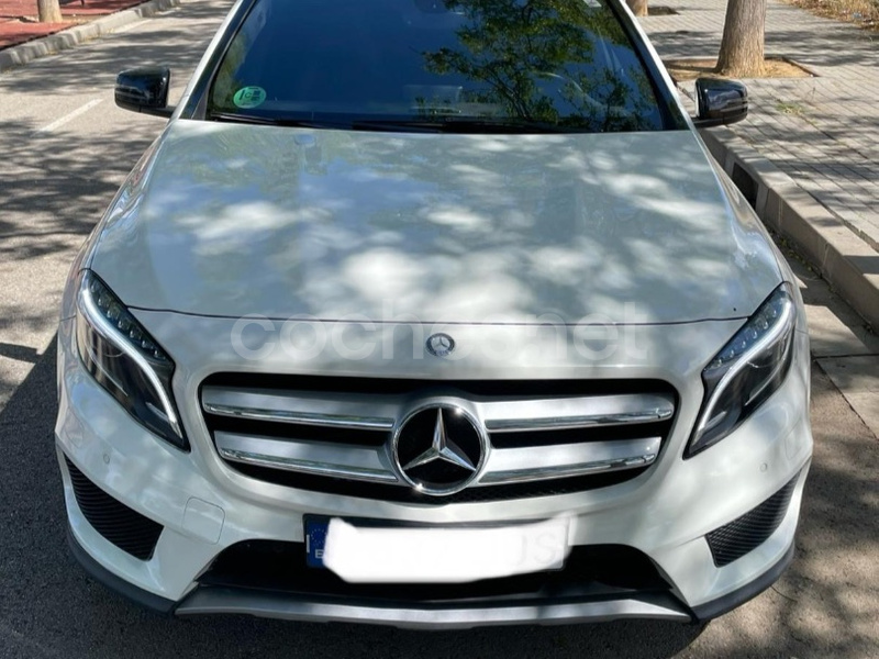 MERCEDES-BENZ Clase GLA GLA 220 CDI AMG Line 5p.