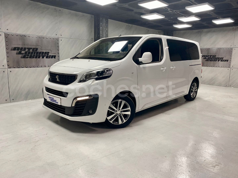 PEUGEOT Traveller Business BlueHDi 110KW 150CV Compact 4p.