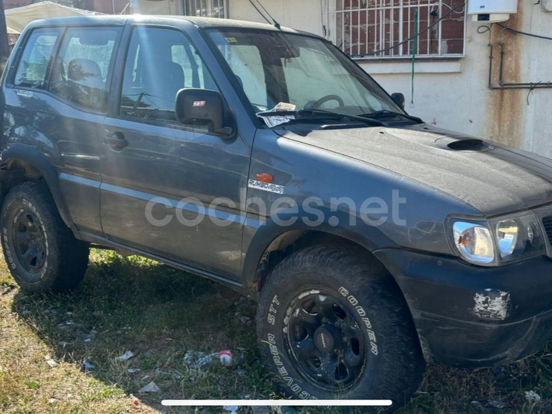 NISSAN Terrano 2.7 TDi Sport 3p 3p.