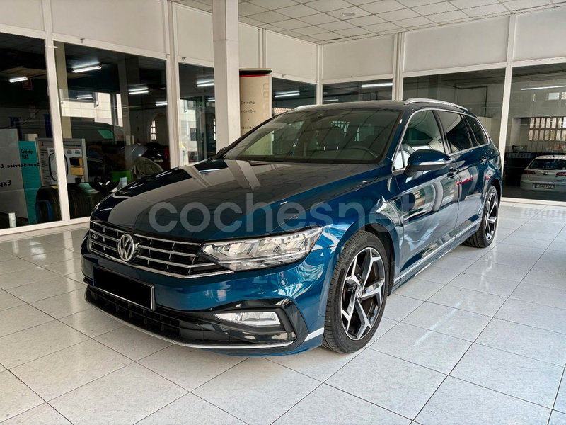 VOLKSWAGEN Passat Variant RLine 2.0 TDI DSG