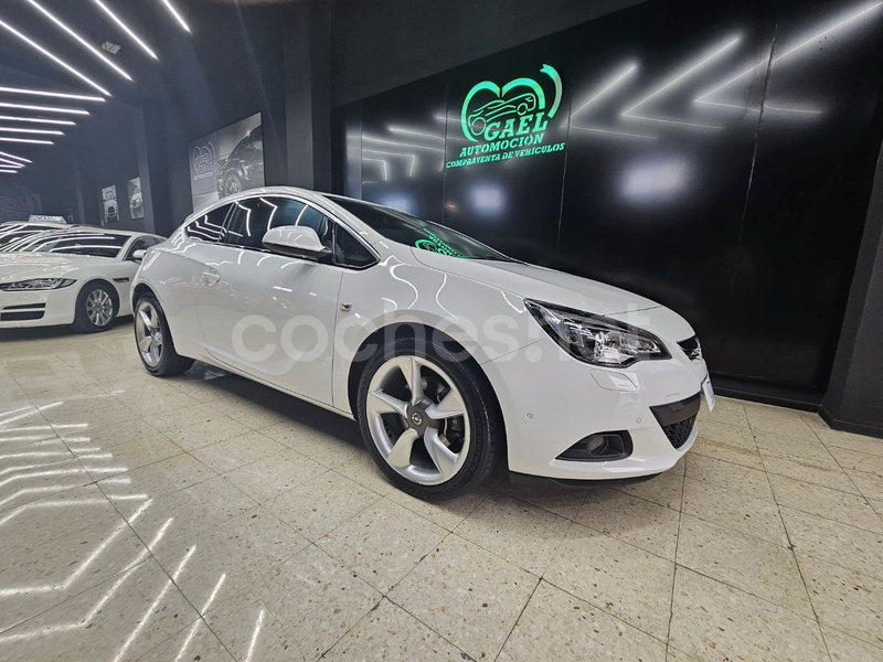 OPEL GTC 1.4 Turbo SS Sportive