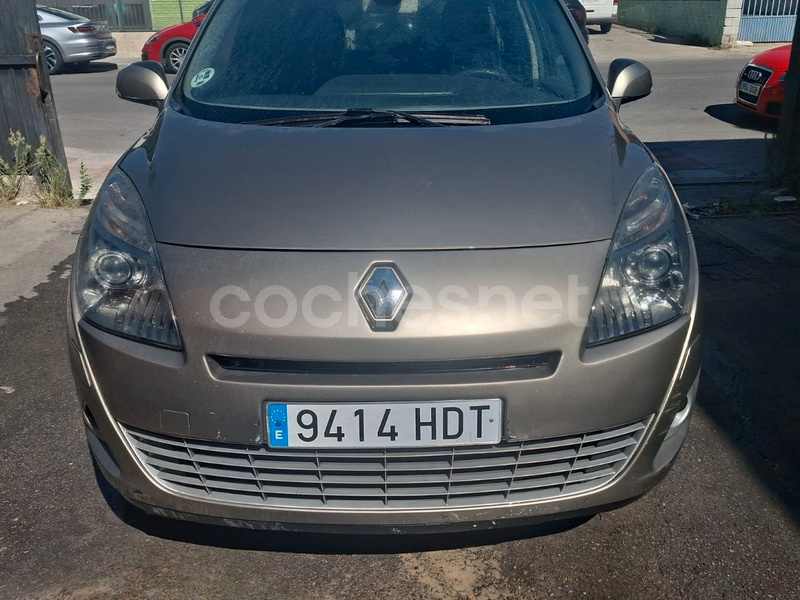 RENAULT Grand Scénic Dynamique dCi 110 7 plazas 5p.