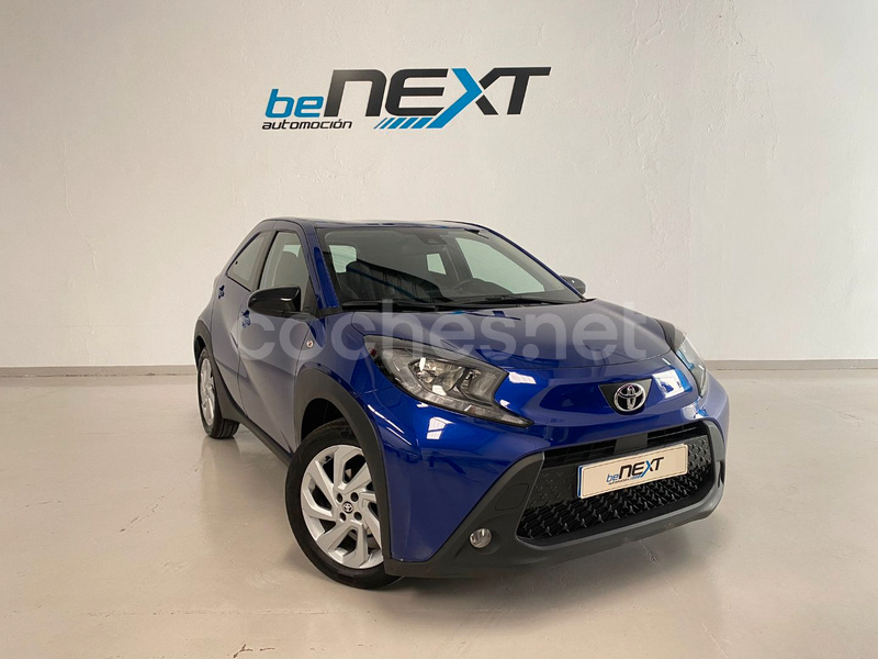 TOYOTA Aygo X Cross 1.0 VVTI Play