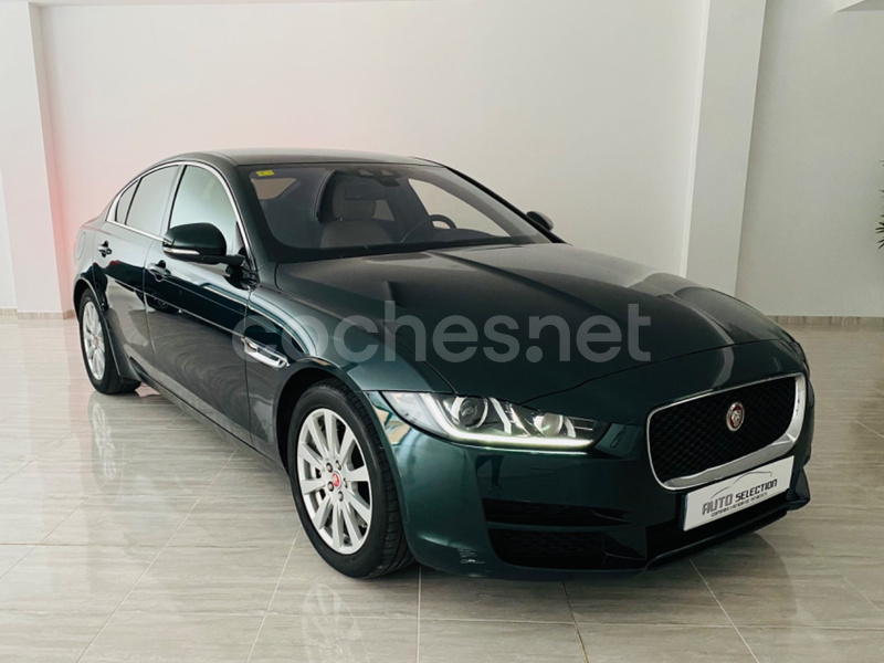 JAGUAR XE 2.0 GTDi Minus Petrol RWD Aut Prestige 4p.