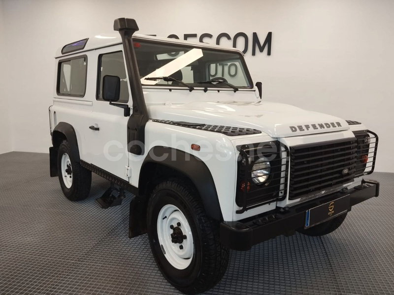 LAND-ROVER Defender 110 Hard Top 3 puertas E 3p.