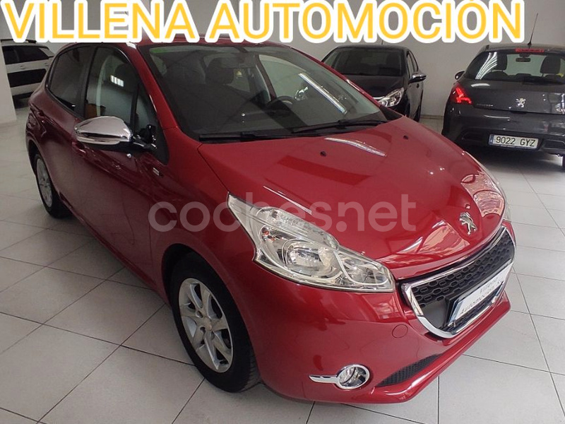 PEUGEOT 208 5P STYLE 1.2L PureTech 82 5p.