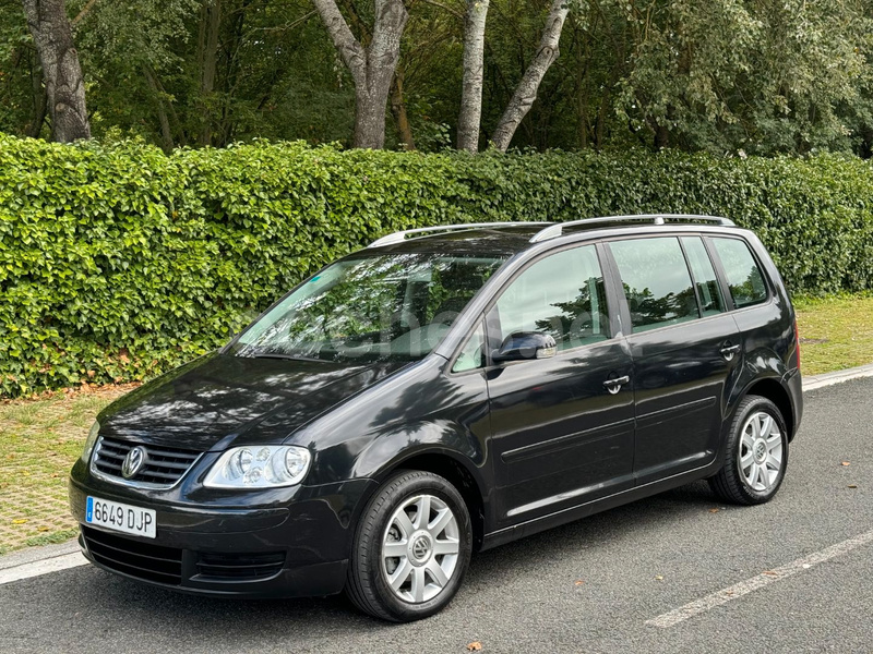 VOLKSWAGEN Touran 1.9 TDI Edition 5p.