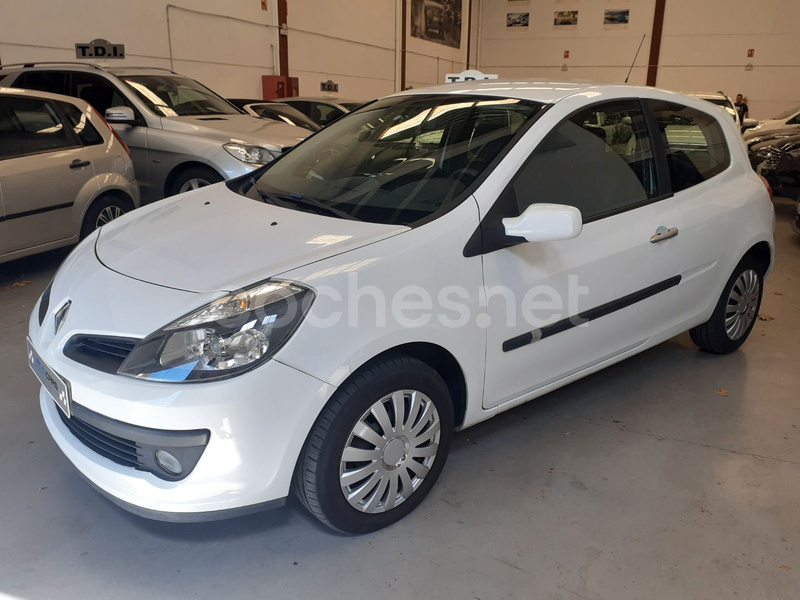 RENAULT Clio Authentique 1.5DCI70 3p.