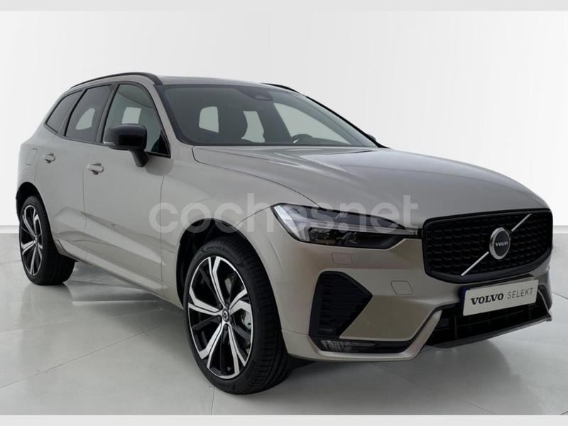 VOLVO XC60 2.0 B4 D AWD Ultimate Dark Auto