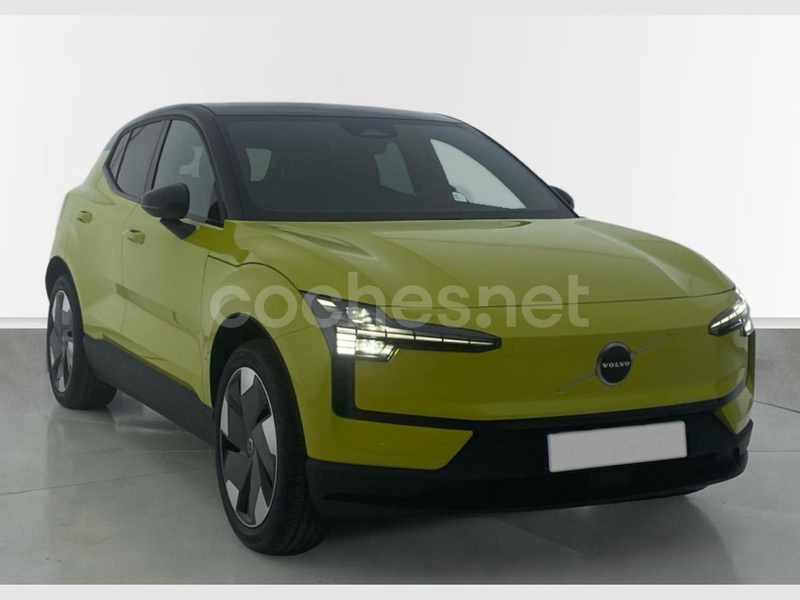 VOLVO EX30 Single Motor Extended Range Plus Auto
