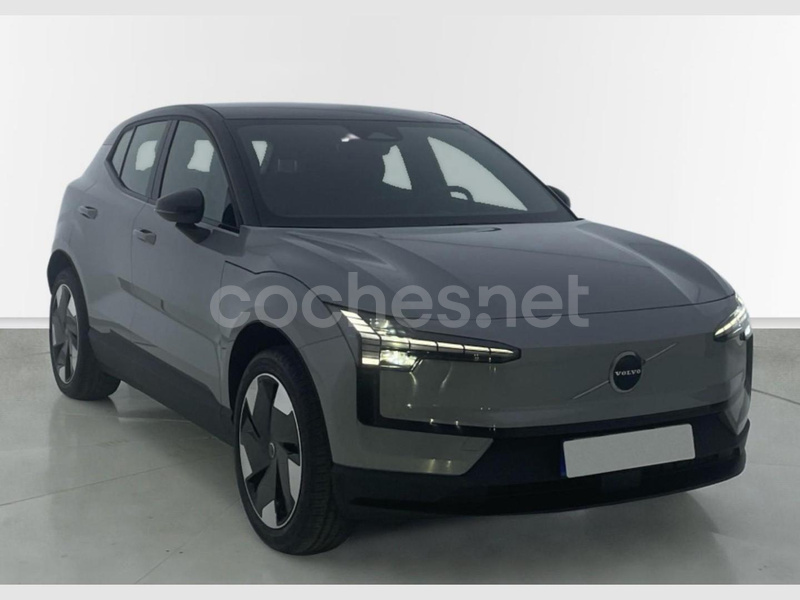 VOLVO EX30 Single Motor Extended Range Plus Auto