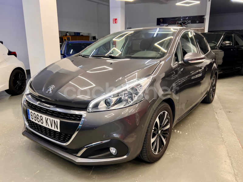 PEUGEOT 208 Tech Edition1.2L PureTech